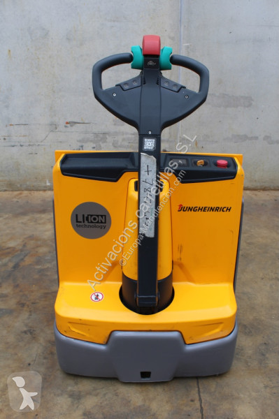 منصة نقالة Jungheinrich 222 LI-ION