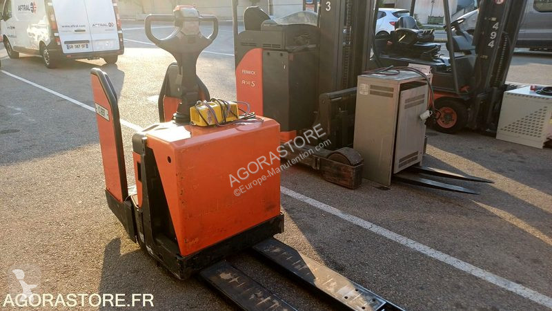 Empilhador porta paletes Toyota