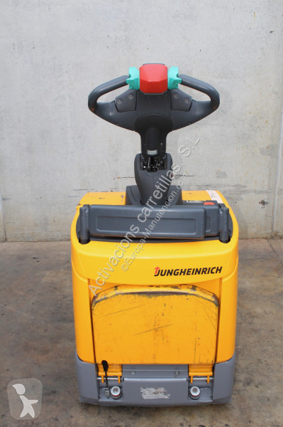 منصة نقالة Jungheinrich