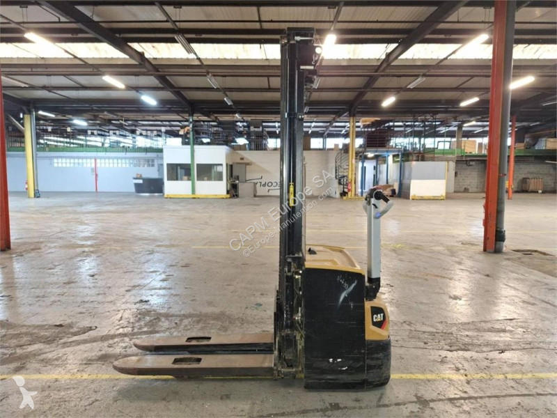 Transpalette Caterpillar NSP16N2