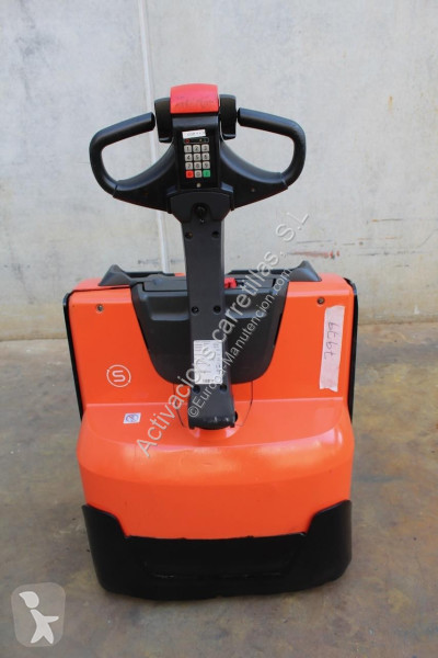 平台堆垛车 BT LWE140
