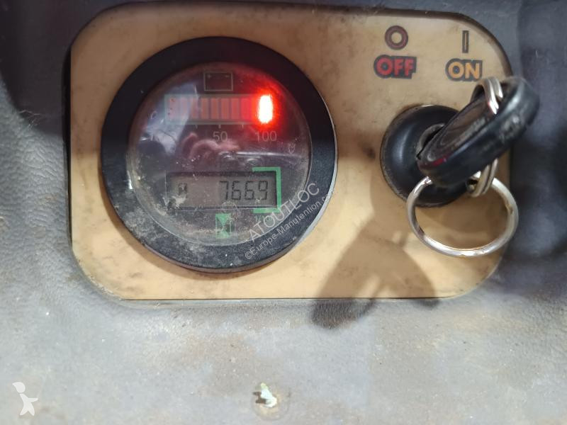 منصة نقالة OMG  320KN AC