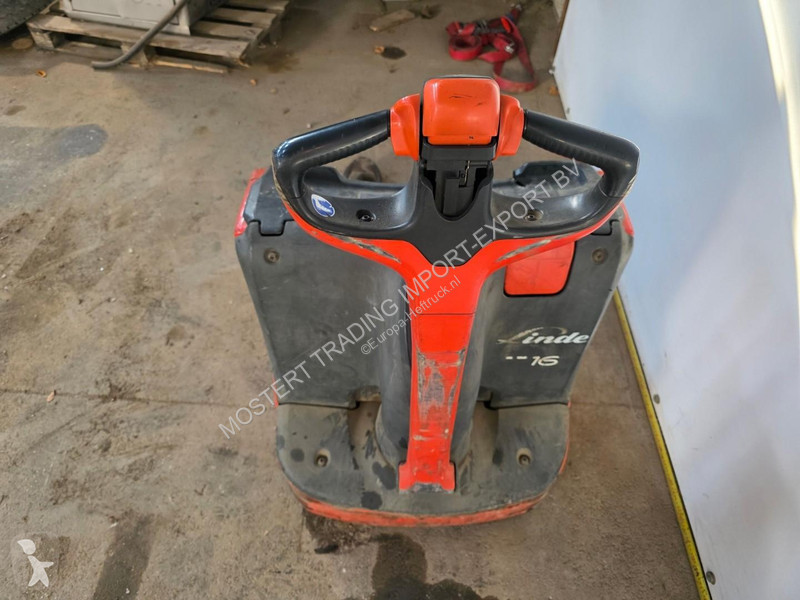 Palletwagen  16 - Toyota 24V 30A battery Pallet...