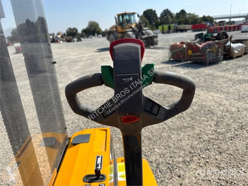 平台堆垛车 MIC WP10E 280T Electric Pallet Jack