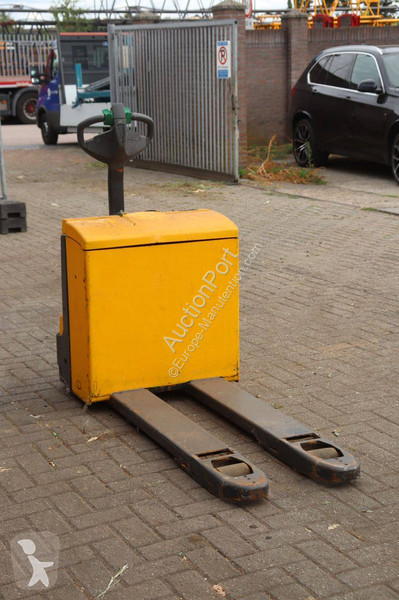 Transpaleta Jungheinrich