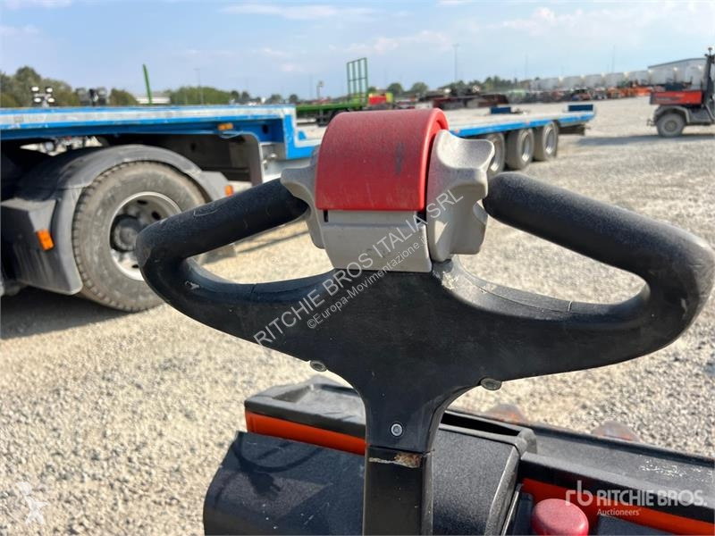 Transpaleta Hyster P2.0 2000 kg Electric Pallet...