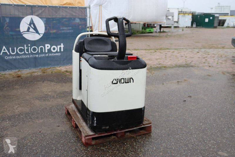 Transpalette Crown GPC-TOW
