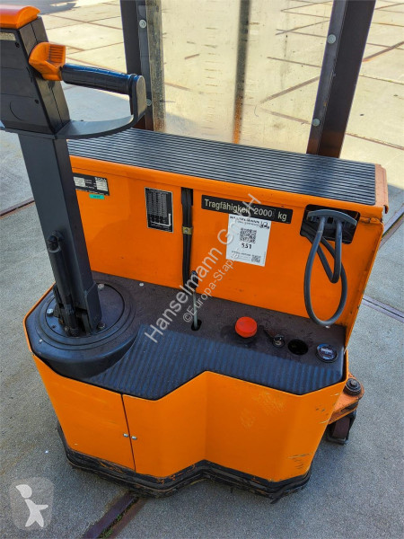 منصة نقالة Still EGV 2000