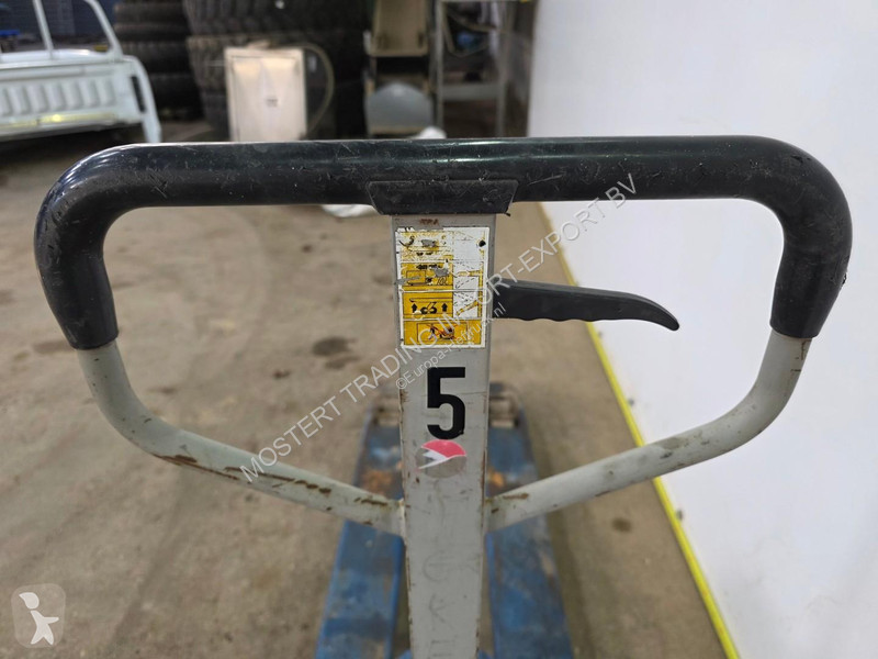 منصة نقالة  HPN20QPP Pallet truck 2000KG - hand...