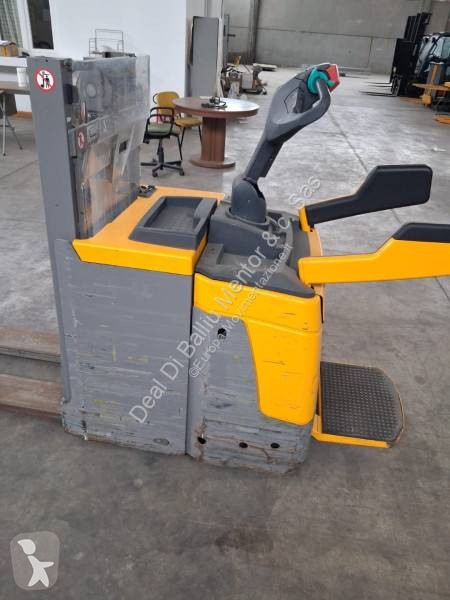 منصة نقالة Jungheinrich ERD 220