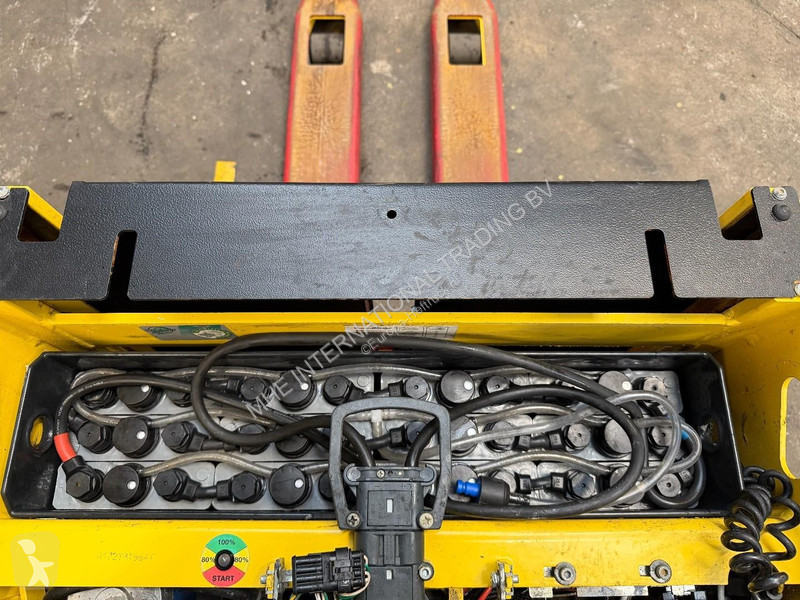 Транспалетна количка Hyster P2.0HL