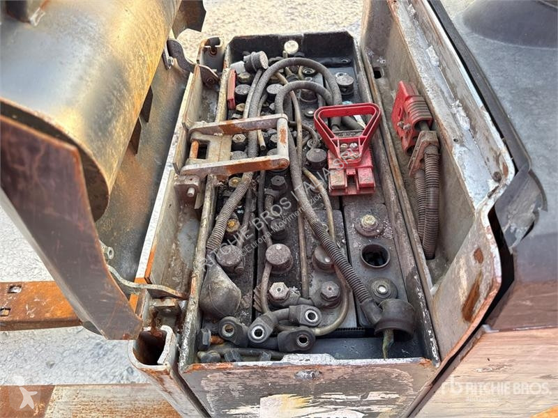 Transpaleta Still EXUS Electric Pallet Jack...