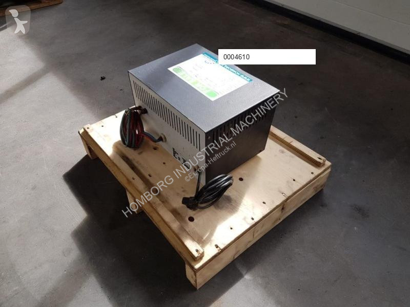 Magazijnmachines  Acculader 24 Volt Acculader...