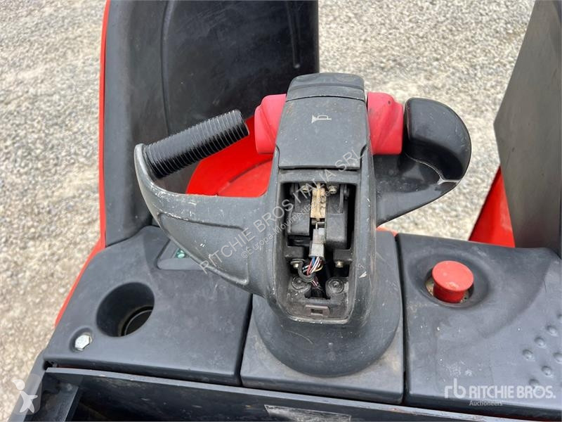 Transpaleta Linde T20 Pallet Jack (Inoperable)
