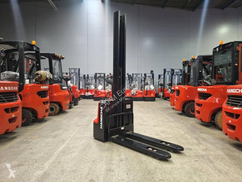 Apilador Hangcha CDD12-AMC2