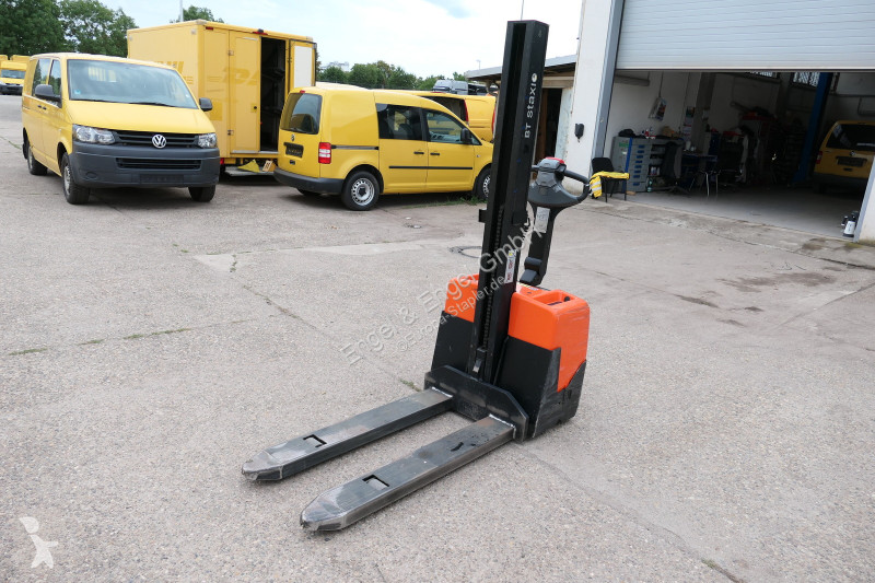 Gerbeur BT HWE 100 Elektro