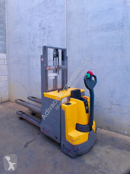 Apilador Jungheinrich 201 ZT