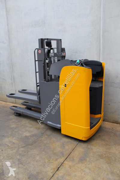 Apilador Jungheinrich 201 ZT