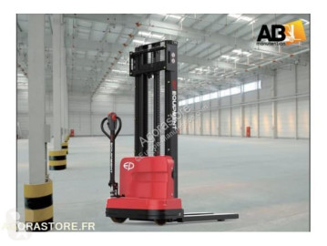 Стакер ръчноводим