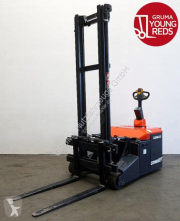 مرفاع شوكي مرافق Combilift
