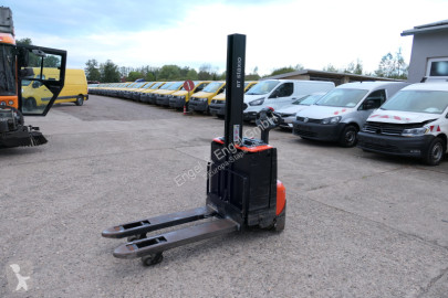Wózek podnośnikowy samojezdny dodatkowo BT