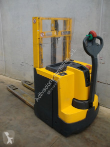 Jungheinrich EJD 220 201 ZT stacker used