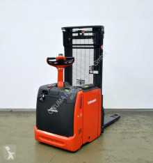 Stohovač Linde L 12 ojazdený