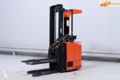 Apilador de conductor a pie BT SSE160