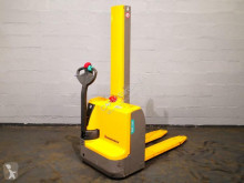 مرفاع شوكي مرافق Jungheinrich EMC 110