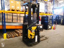 Apilador de conductor a pie Caterpillar NSR16N