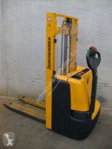 Jungheinrich stacker EJC 110 250 ZT