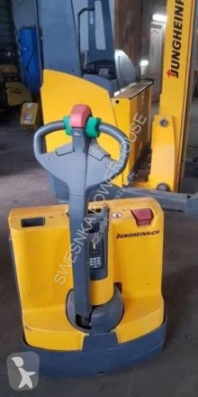 stacker Jungheinrich EJE 116 wózek widłowy