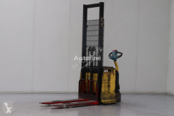 Apilador Hyster S1.2AC usado