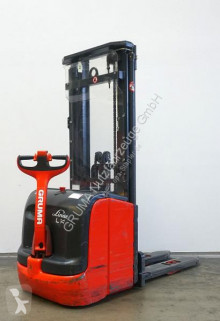 Linde L 14 i/372-03 stacker used