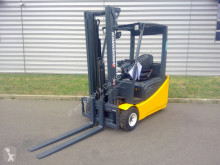 Jungheinrich stacker used