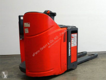 Linde stacker