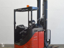 Linde stacker
