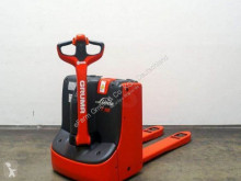 Linde stacker