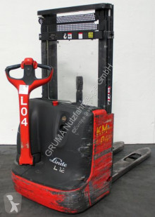 Apilador Linde L 12 usado
