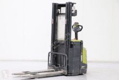Apilador Clark SX12 usado