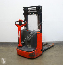 Linde L 12 stacker used