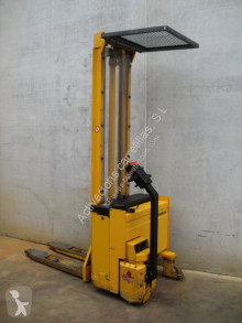 Apilador Jungheinrich EJC 12,5 430 ZT usado