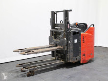 İstifleme makinesi eşlik eden Linde D 12 HP SP 133