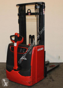 Apilador Linde L 14 i/1173 usado
