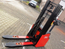 Manitou stacker Hochhubwagen ES 412