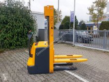Apilador Jungheinrich EJC 216 Accu 1 Jahr usado