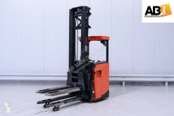 Apilador de conductor a pie BT SRE160L