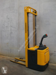 Apilador Jungheinrich ERC 212 430 ZT usado