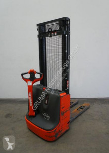 Apilador Linde L 12 usado