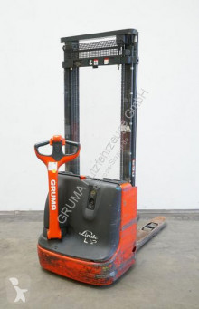 Apilador Linde L 12 usado